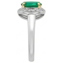 Exquisite Emerald Precious Stone Ring 2 ct – top view