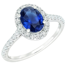 natural round sapphire 6ct ring top view