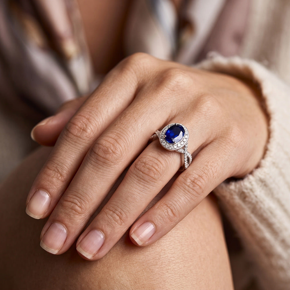 Oval Safir Sri Lanka Halo Ring