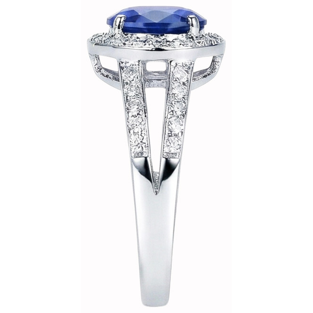 natural round sapphire 3.51ct ring top view