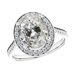 Handcrafted Fine Diamond Solitaire with Side Stones 5.50 ct |
