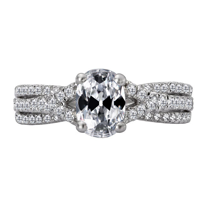 Old Mine Cut Brilliant Diamond ring in 14K White Gold – main view