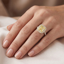 Pavé Halo Setting Ring – Fancy Yellow Diamond 2.5 ct 14 Karat