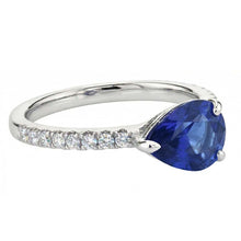 natural round sapphire 3.50ct ring close up detail