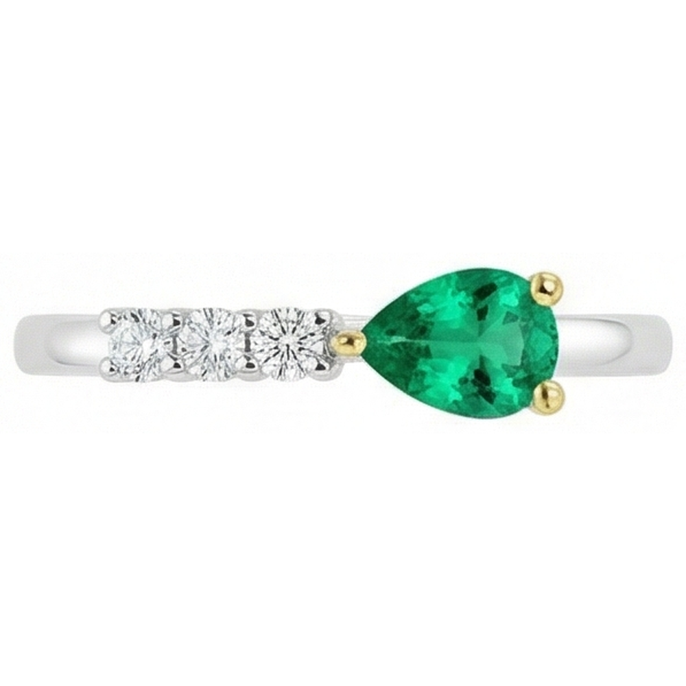 Pear Cut Emerald ring in 14 Karat Two Tone Gold – profile view