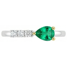 Pear Cut Emerald ring in 14 Karat Two Tone Gold – profile view