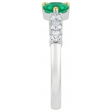 Luxury Colored Stone Ring 1 ct – top view