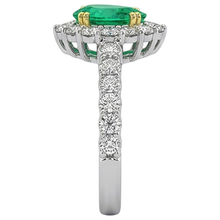 Genuine Colombian Emerald Precious Stone Ring – top view