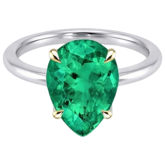 Pear Shape Colombian Emerald ring in 14K Two Tone Gold – front view