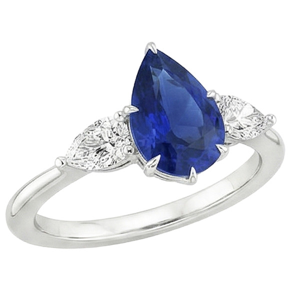 natural pear sapphire 4.50ct ring close up detail