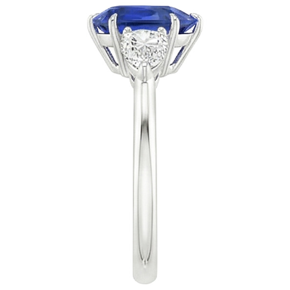 natural pear sapphire 4.50ct ring on white background