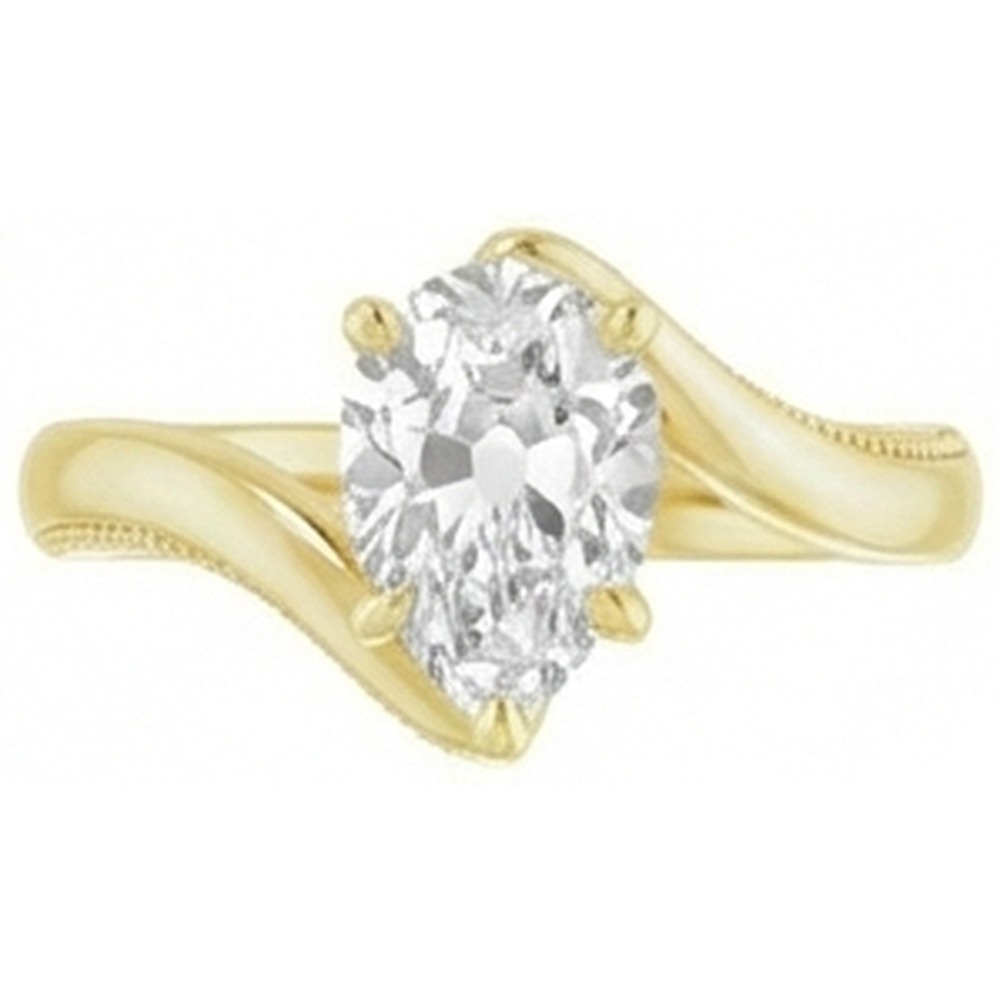 Antique Cushion Diamond ring in 14 Karat Yellow Gold – angle view