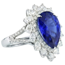 Pear Sapphire Gold Cocktail Ring