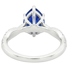 natural round sapphire 5.50ct ring top view