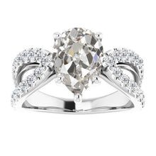 Handmade Diamond Solitaire with Side Stones 2 ct – main view