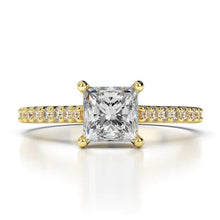 Classic Princess Cut Diamond Engagement Ring #106268 - Seattle Bellevue