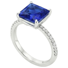 natural round sapphire 5.75ct ring top view