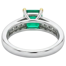 Genuine Colombian Emerald Precious Stone Ring 4 ct 14 Karat Two Tone Gold – back view
