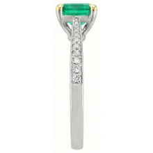 Colombian Emerald Princess Cut Precious Stone Ring in 14K Two Tone Gold – profile view