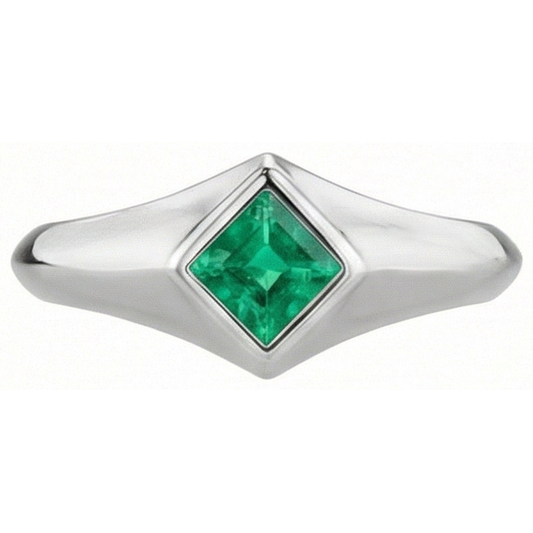 Fine Emerald Princess Cut Gemstone Ring in 14K White Gold – front view
