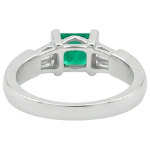 Precious Stone Ring 14 Karat White Gold with Fine Emerald – back view