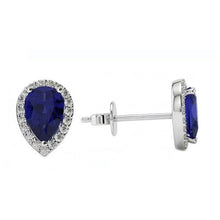natural round sapphire 5.20ct earring close up detail