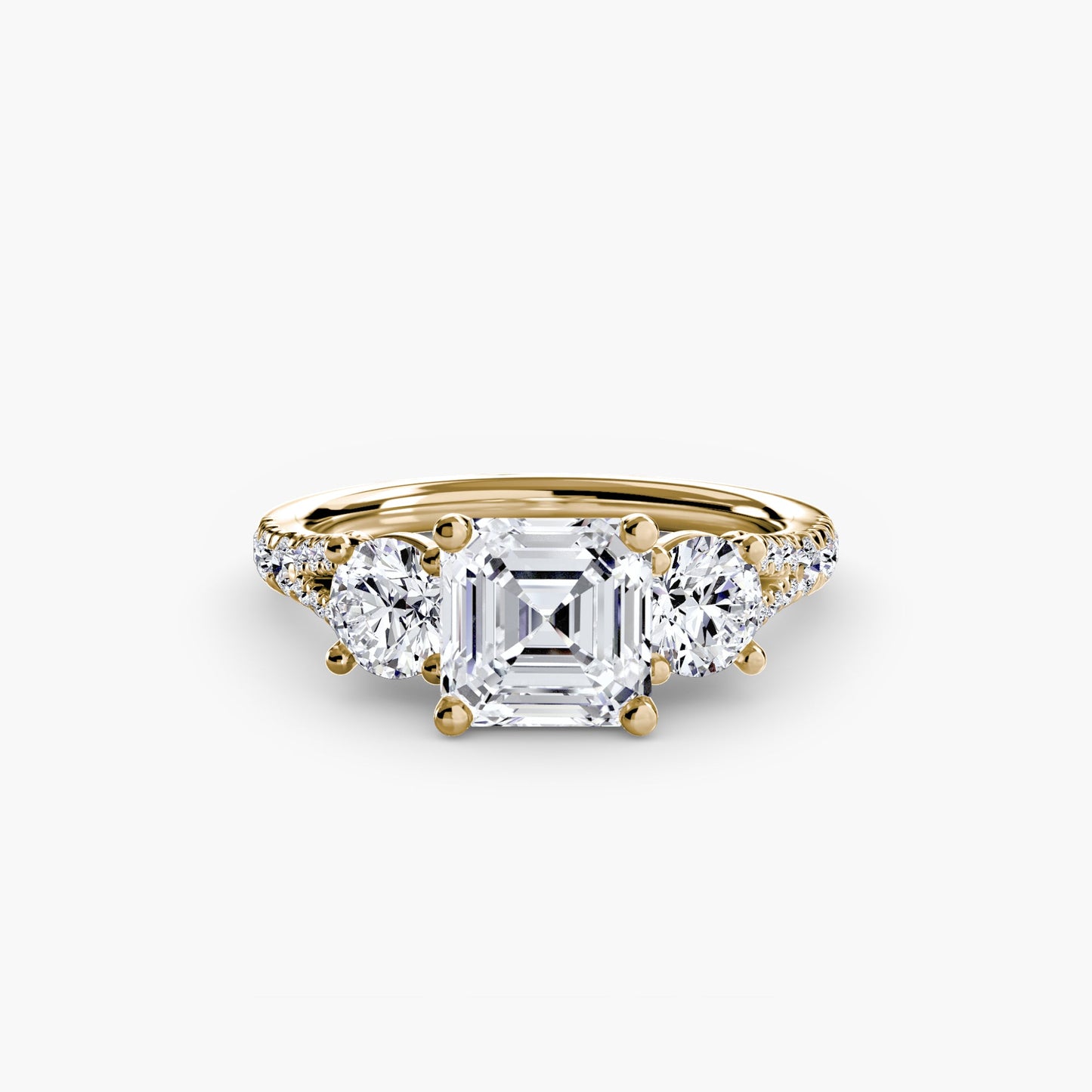 Luxury Fine Diamond Setting 0.77 ct – close-up