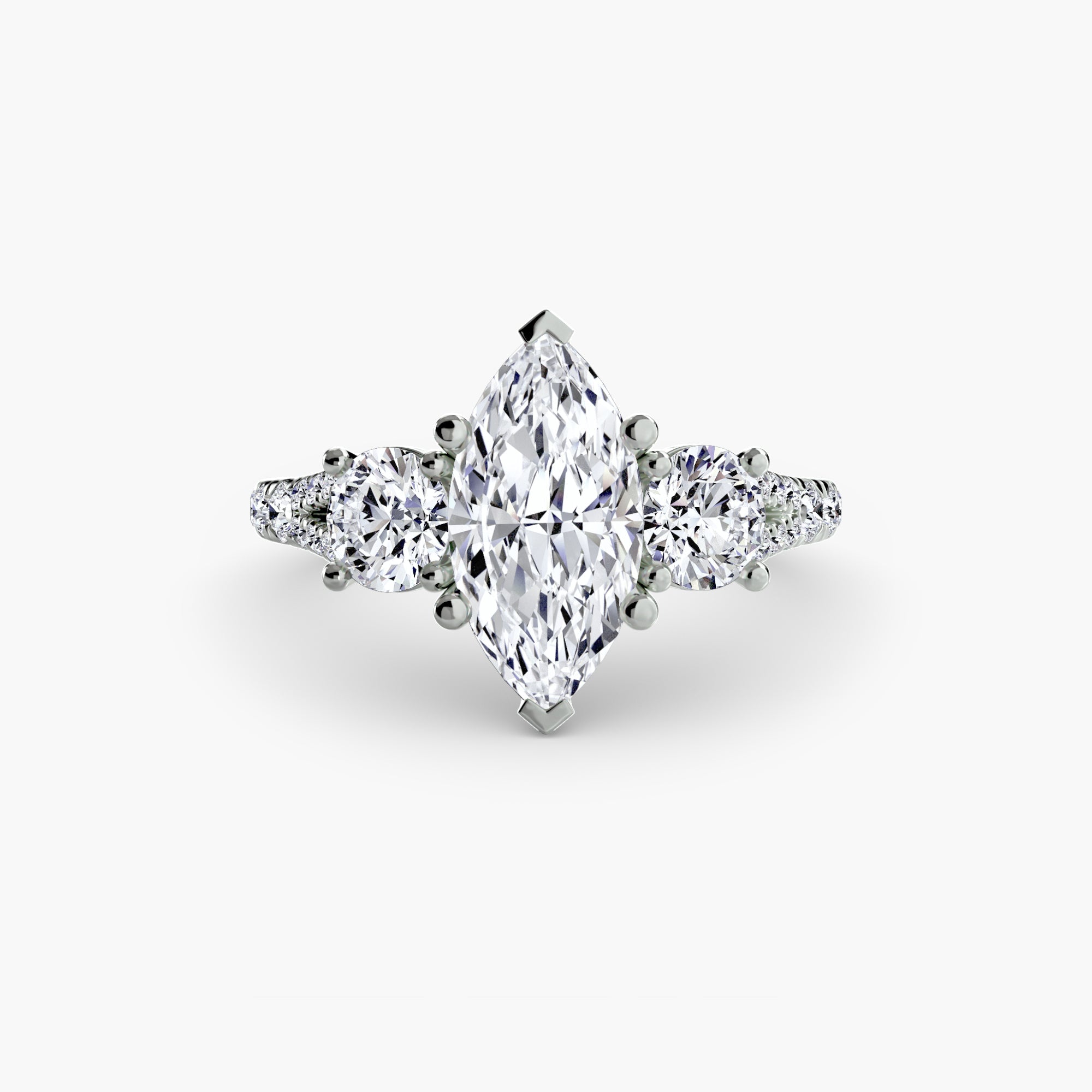 Round Brilliant Fine Diamond ring in Gold – main view