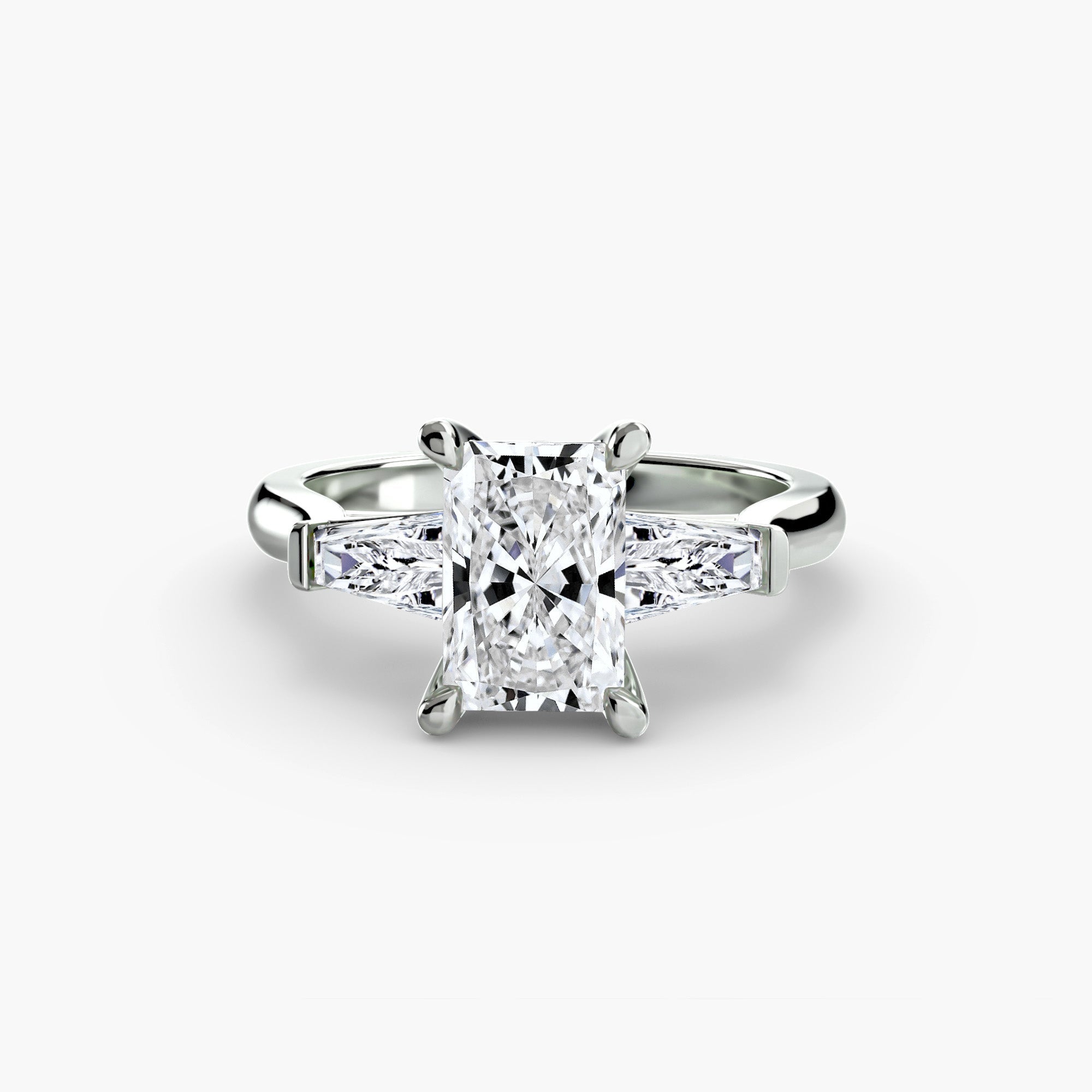 Brilliant Diamond Round Cut Setting in Gold – main view
