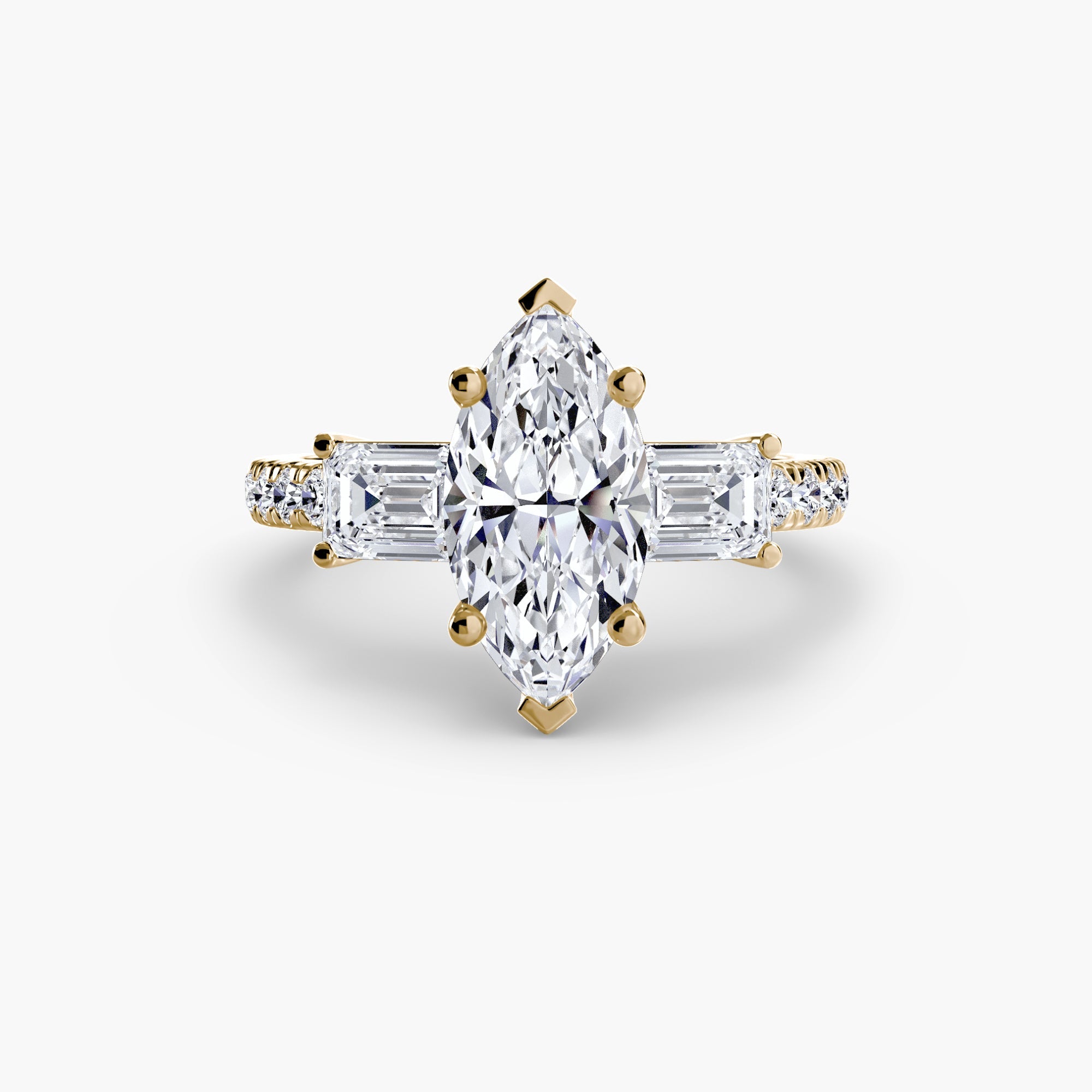 Brilliant Diamond Round Brilliant Setting in Gold – close-up