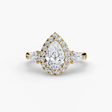 Fine Diamond Round Brilliant Setting in Gold – top view