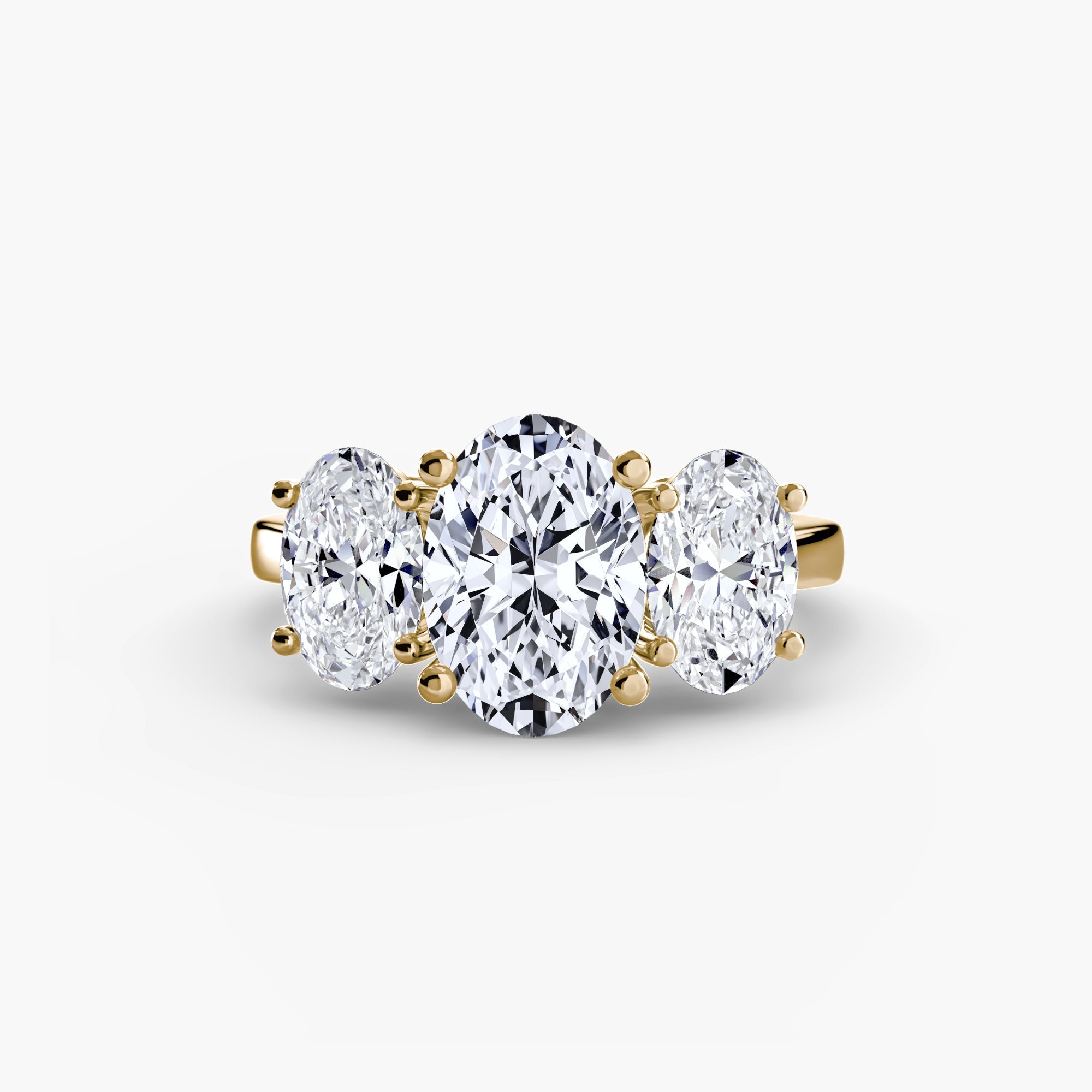 Round Cut Gemstone ring in Gold – side view
