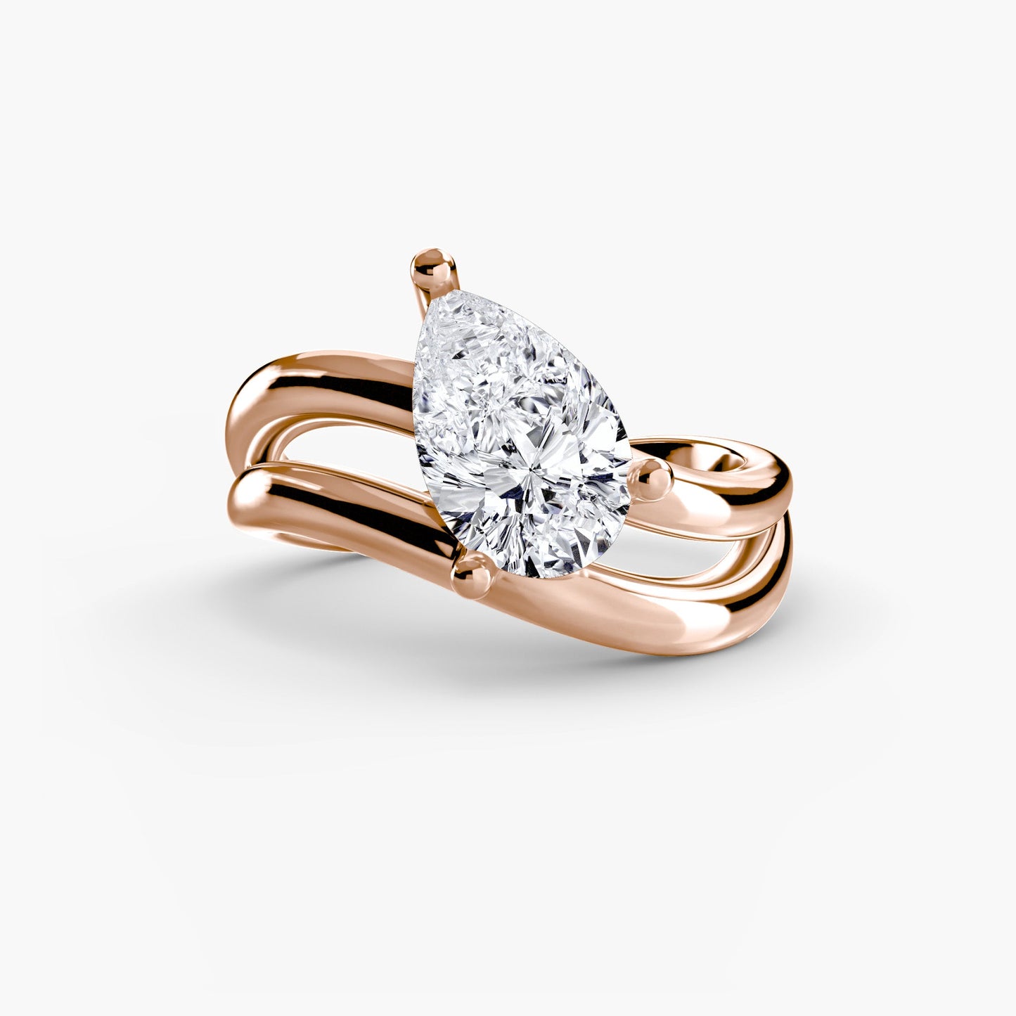 Brilliant Diamond ring in Gold – close-up