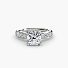 Gemstone Round Cut Setting in Gold – angle view
