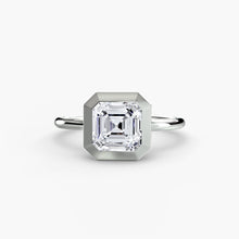 Setting Gold with Gemstone – close-up