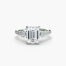 Round Cut Gemstone ring in Gold – back view