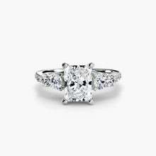 Brilliant Diamond Round Cut Setting in Gold – alternate view