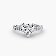 Brilliant Diamond Round Cut Setting in Gold – detail view