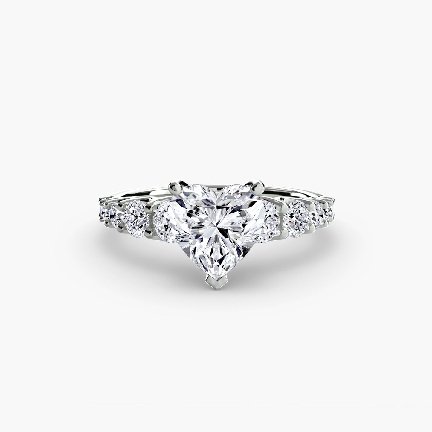 Brilliant Diamond Round Cut Setting in Gold – detail view