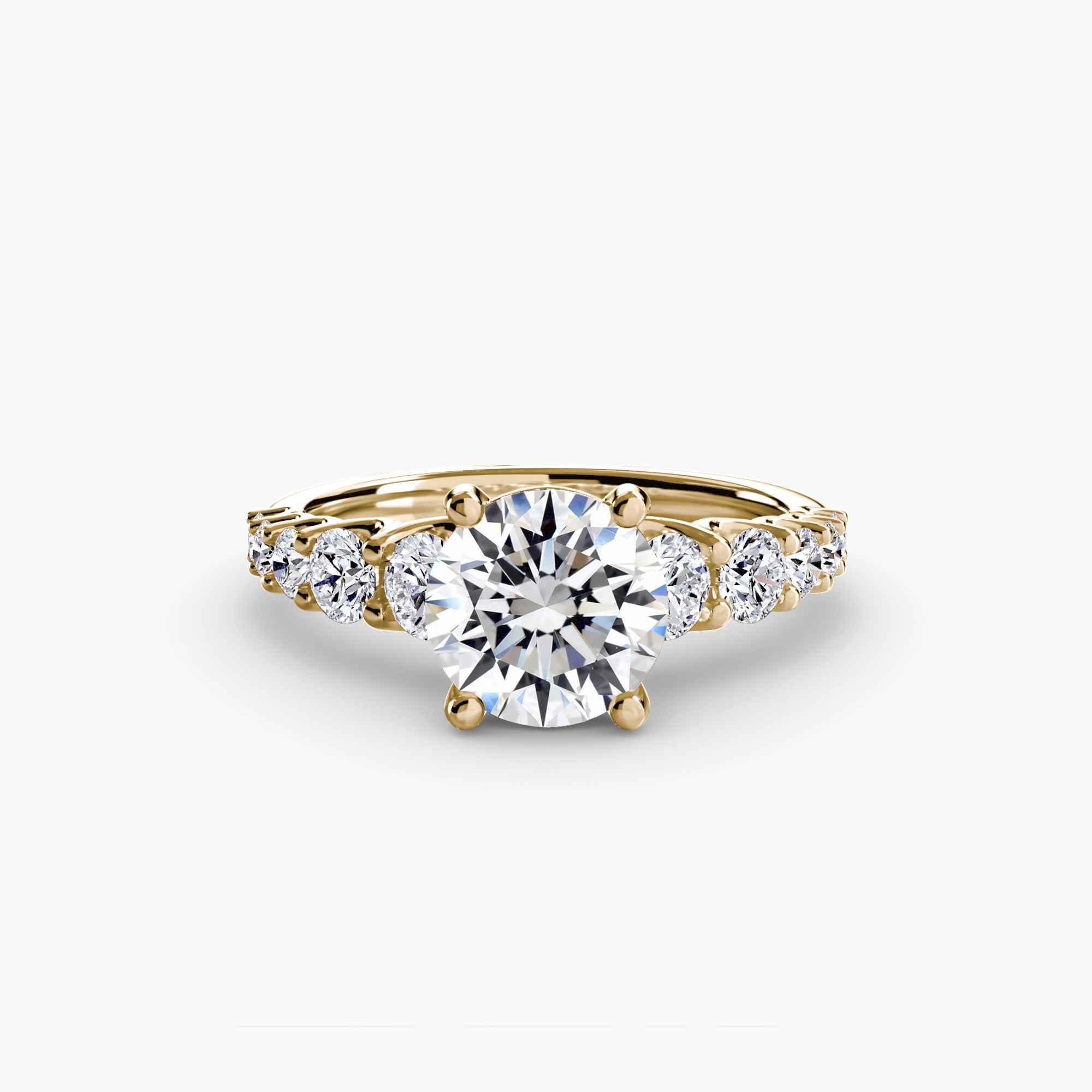 Round Cut Brilliant Diamond ring in Gold – front view
