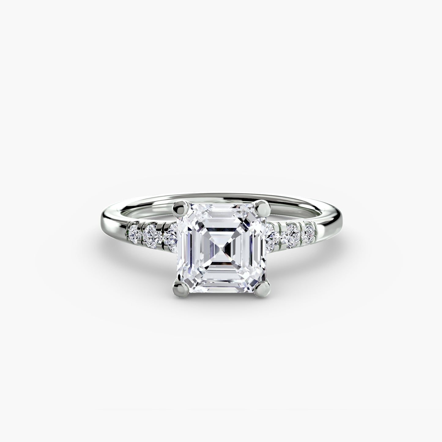 Round Cut Precious Stone ring in Gold – close-up