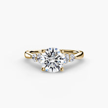 Gemstone Round Brilliant Setting in Gold – front view