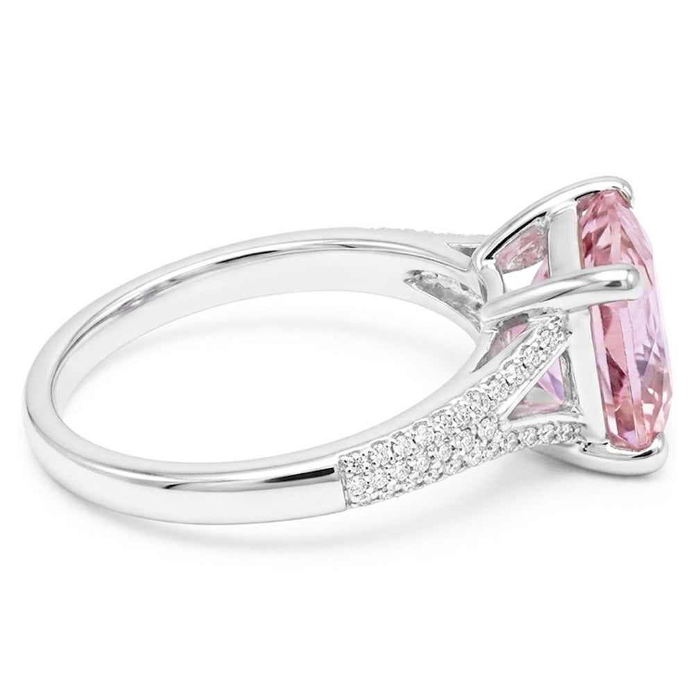 Radiant Cut Kunzite With Round Natural Earth Mined Diamonds 17.90 Carats Ring 14K Gold