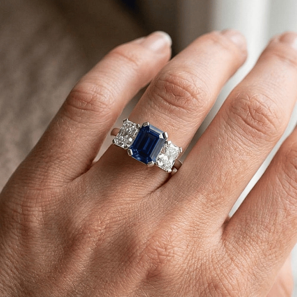Radiant Natural Earth Mined Diamond Jewellery Emerald Blue Sapphire 3 Stone Ring 3 Carats