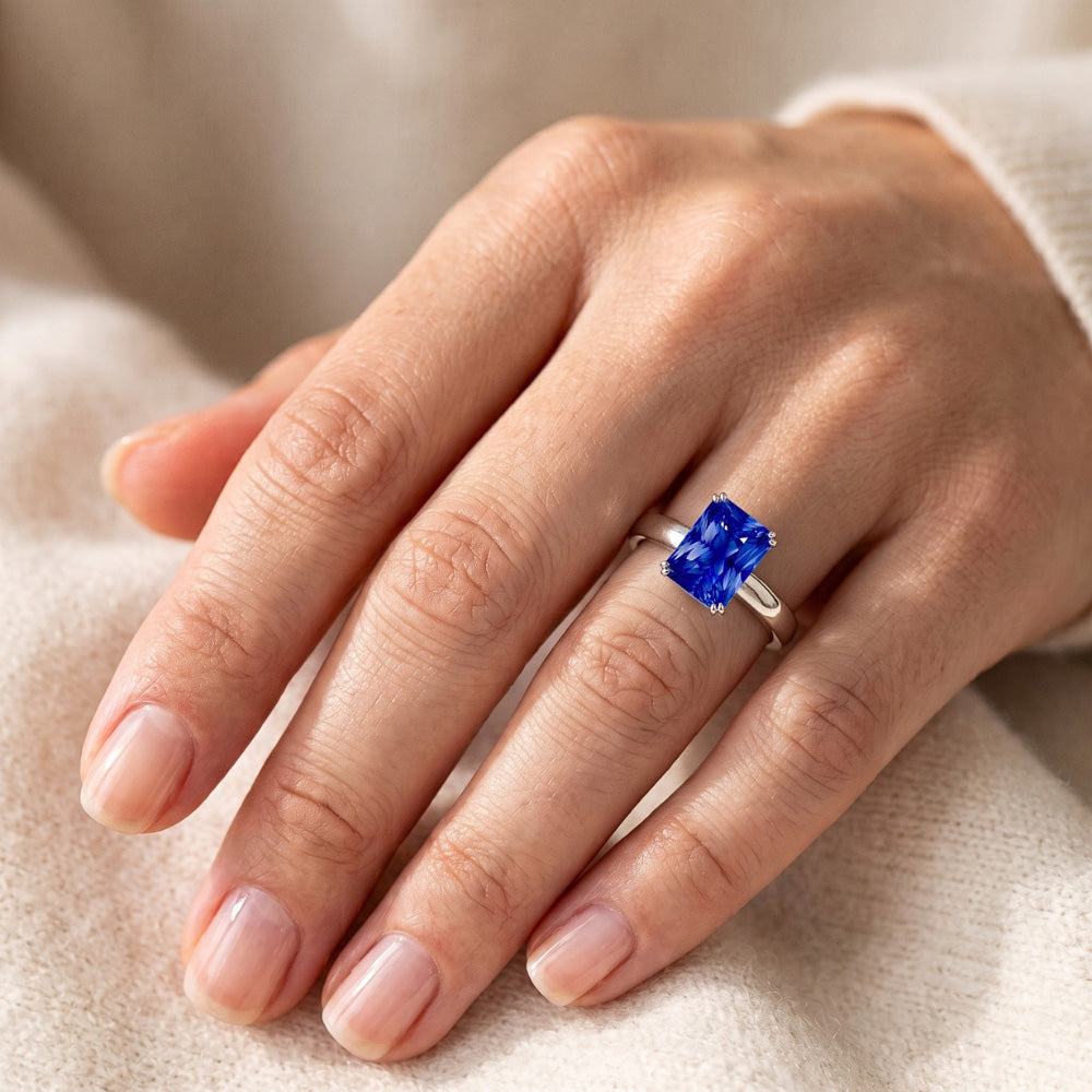 Radiant Solitaire Ceylon Sapphire Engagement Ring 2.50 Carats Gold 14K
