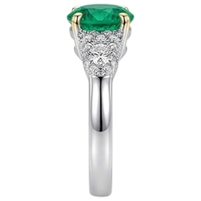 Real Emerald Gemstone Ring – profile view