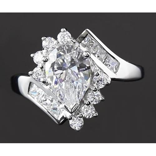 Real Interlocking Engagement Ring 2.50 Carats Pear Diamond White Gold 14K