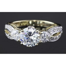 Real Twisted Shank Round Diamond Engagement Ring 3.25 Carats