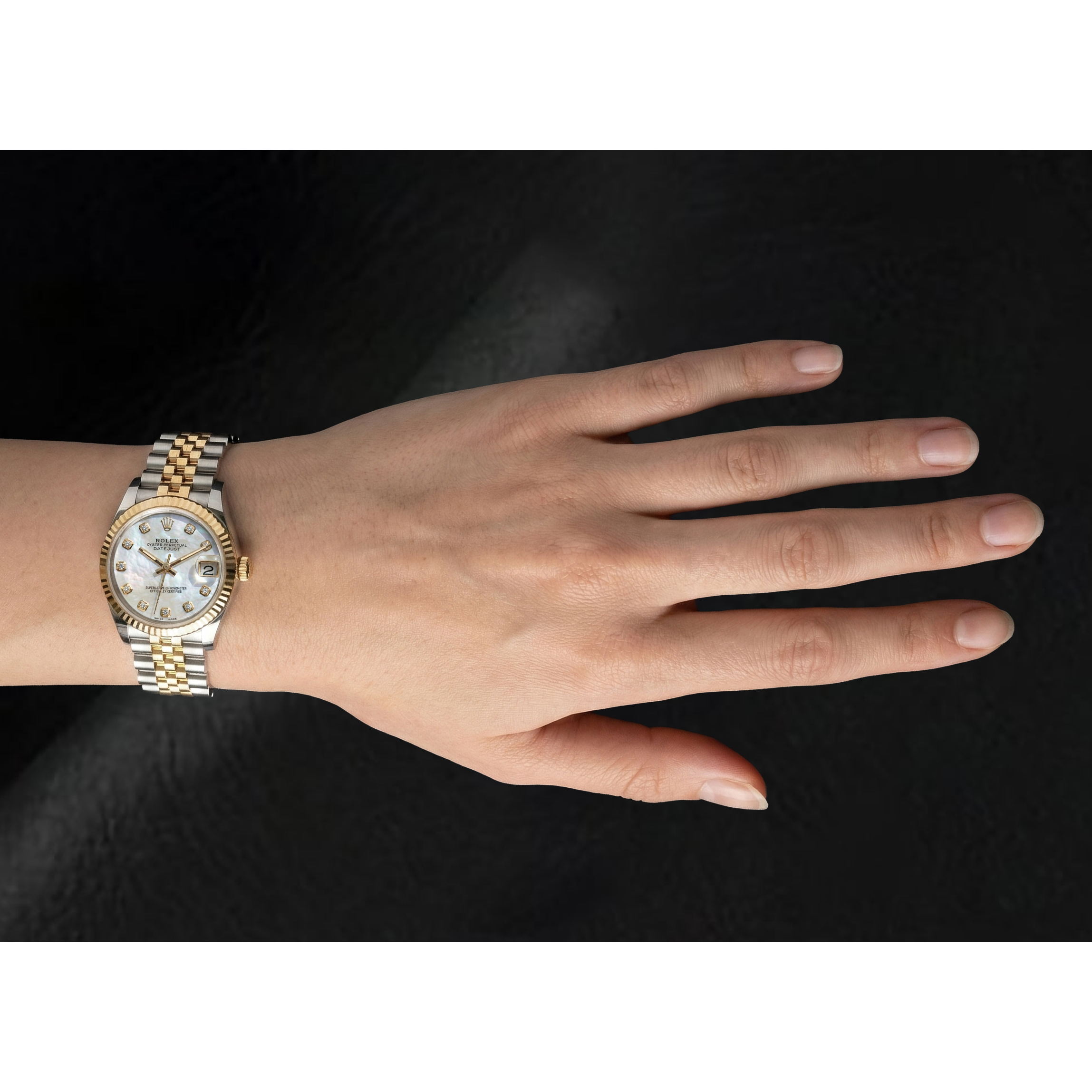 Rolex Two Tone with Cultured Pearl – detail view