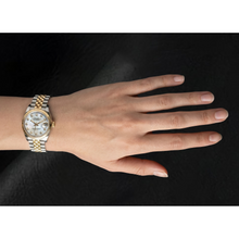 Rolex Two Tone with Cultured Pearl – detail view